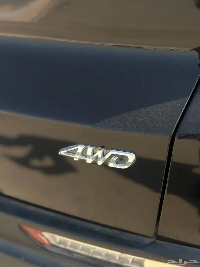 جيلي ازكارا 2021 اسود 10