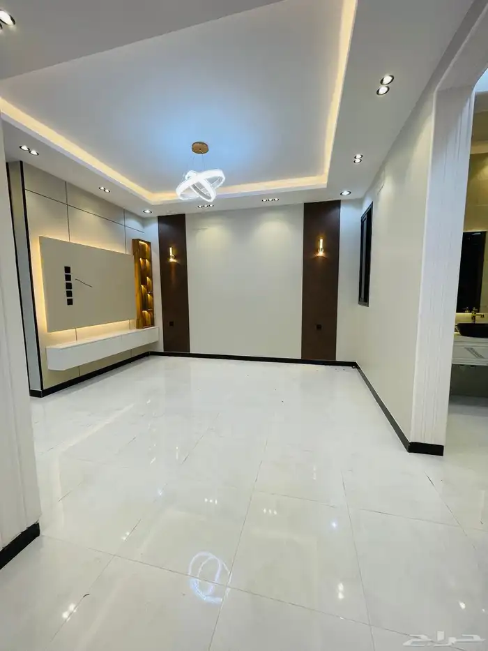 للبيع شقق تمليك ارضي بحوش مدخل سياره 6 غرف بسعر 550 الف 14