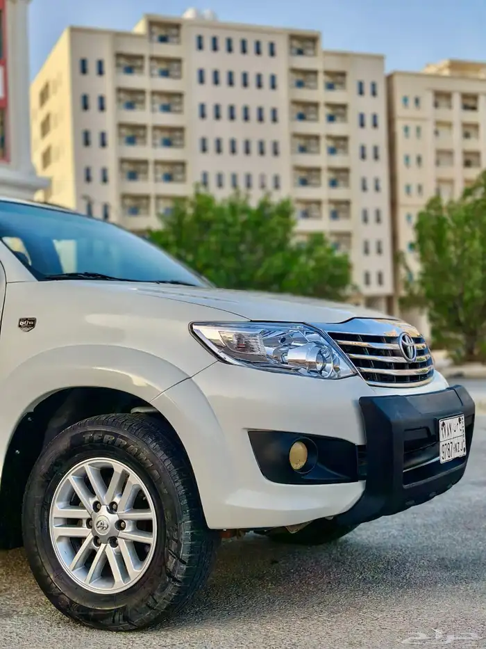 تايوتا فورشينار 2015 فل كامل ستين عام VX 3