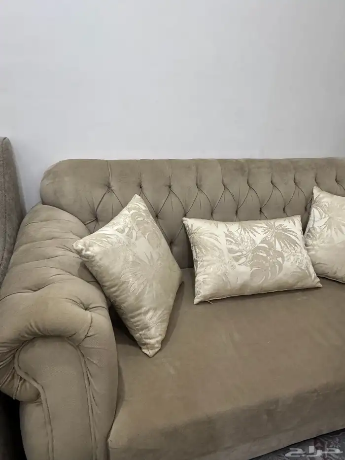 طقم كنب كامل شبه جديد 1