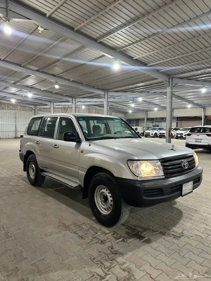 للبيع لاندكروزر جي استاندر 2007 3