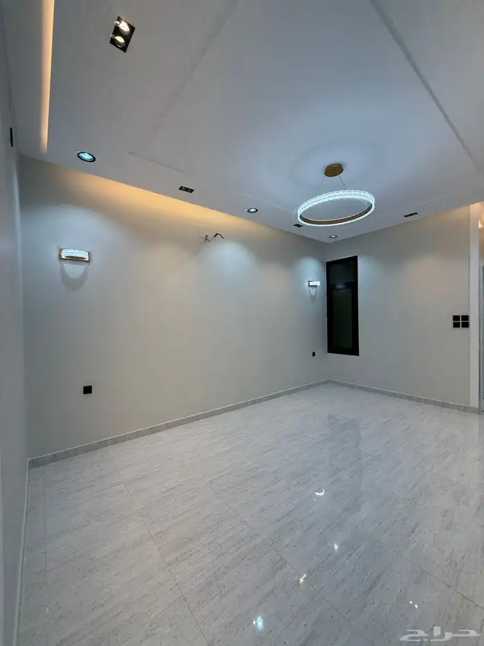 للبيع شقق ارضيه بمداخل مستقله حي الراقي وسط الخدمات 15