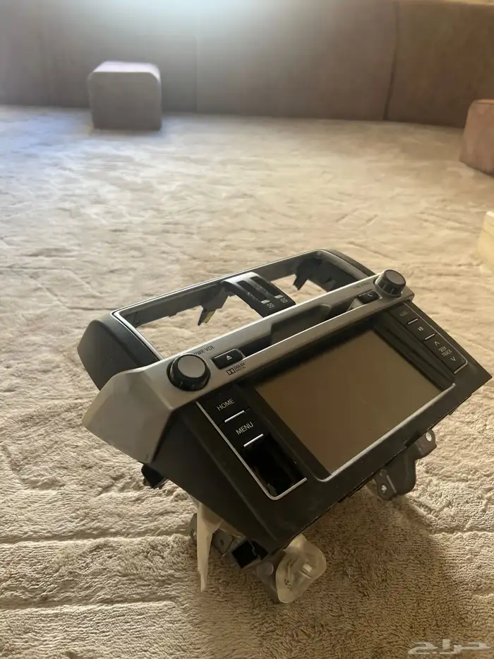 شاشة برادو 2016 الاصلية تبع الوكالة 0