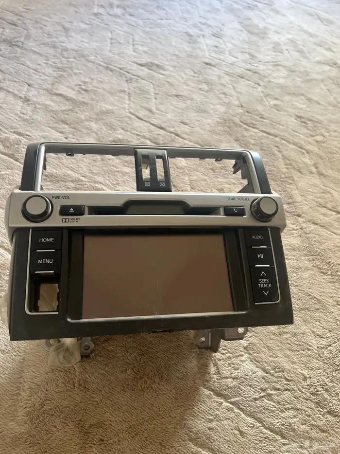 شاشة برادو 2016 الاصلية تبع الوكالة 1