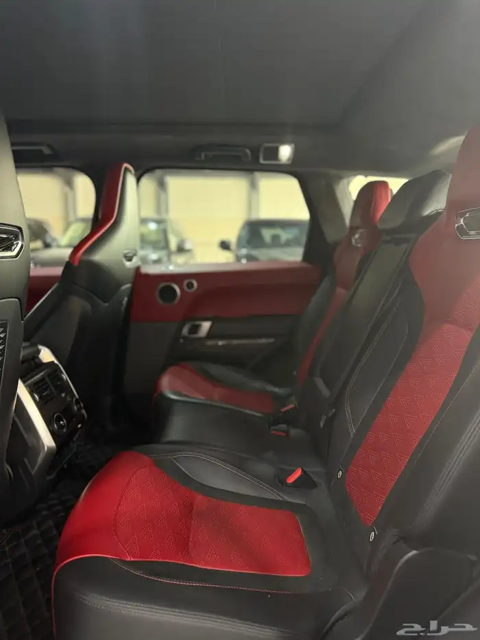 رنج روفر - 2022 - SVR - فل كامل 12