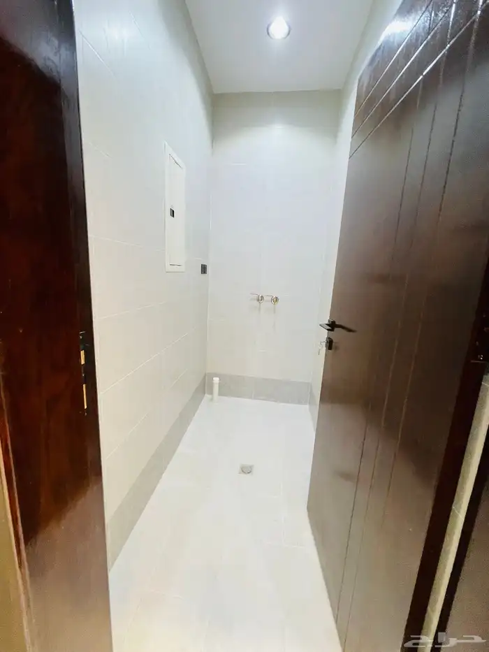 للبيع شقق تمليك ارضي بحوش مدخل سياره 6 غرف بسعر 550 الف 11