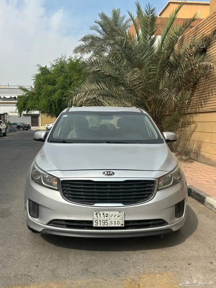 كيا كانيفال 0