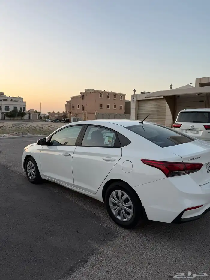 للبيع اكسنت 1