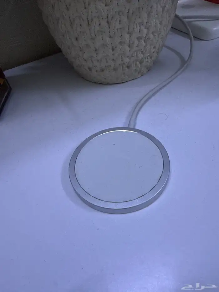 شاحن ايفون لاسلكى 2