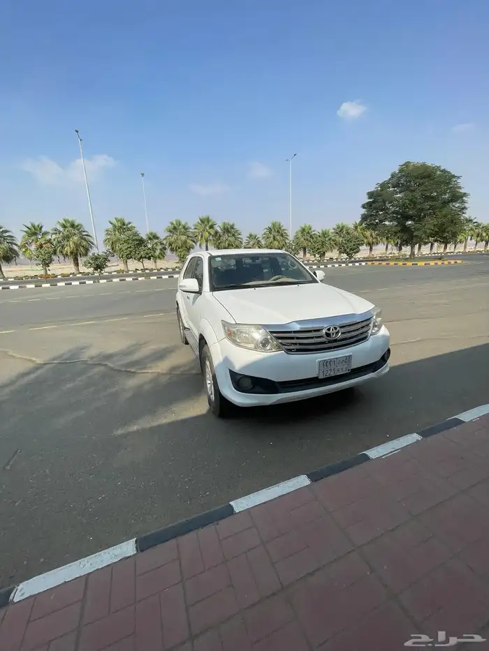 جيب فورتشنر 2012 0