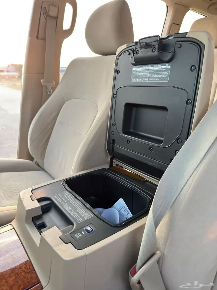 لاندكروزر 2012 11