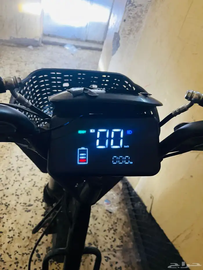 سكوتر شغال اللي صامل يجي خاص 16