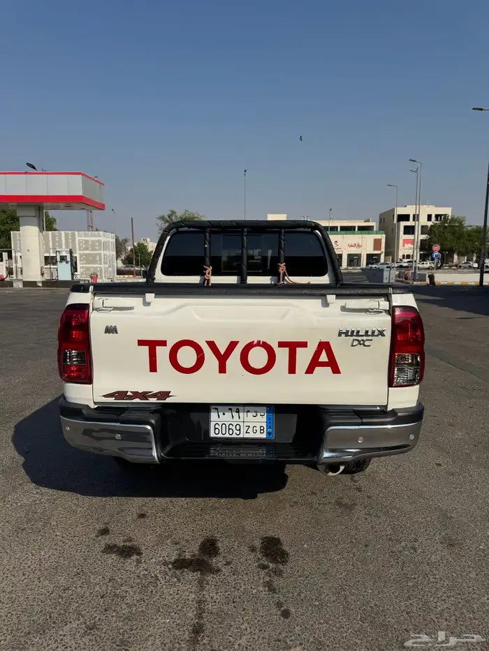 هايلوكس 2020 ديزل بدي متحركات شرط ماشي 46 الف الاحساء 1