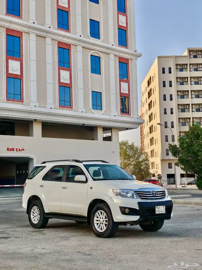 تايوتا فورشينار 2015 فل كامل ستين عام VX 0