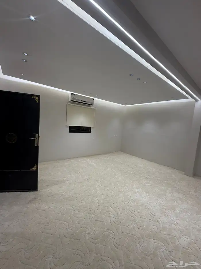 للبيع استراحة قسمين مستاجرة كامل 1