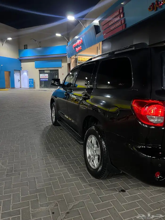 جيب سيكويا موديل 2010 0