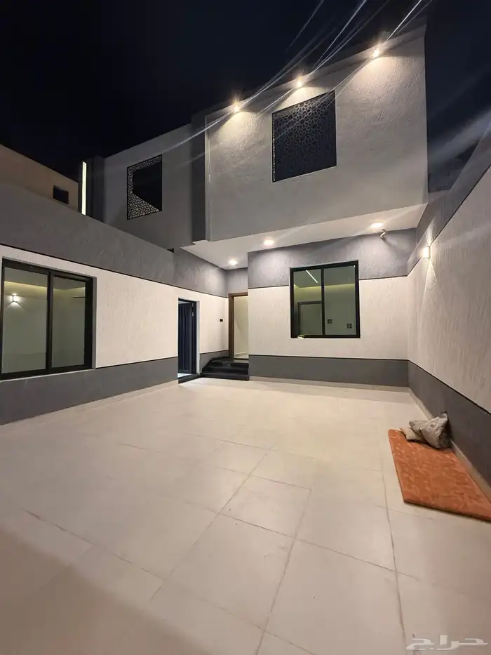 دور للبيع بحي السلام 12