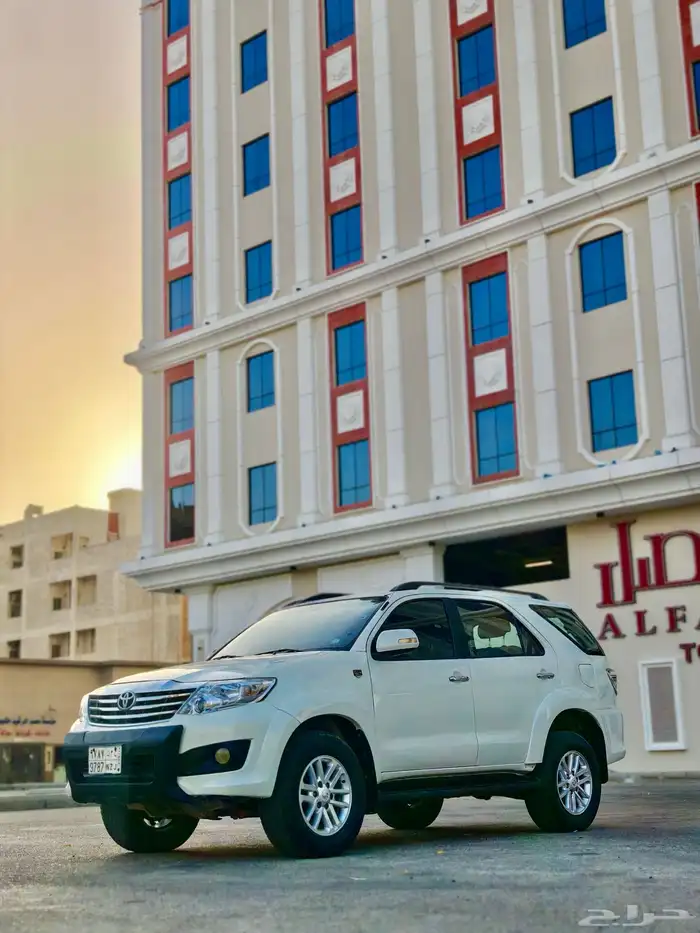 تايوتا فورشينار 2015 فل كامل ستين عام VX 4