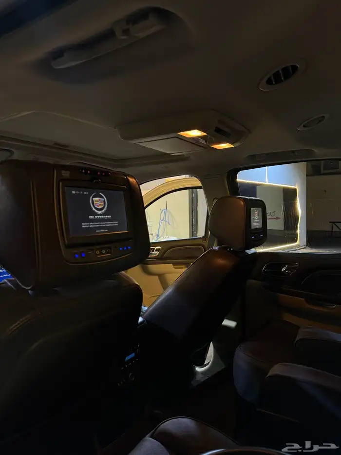 اسكاليد بلاتنيوم 15