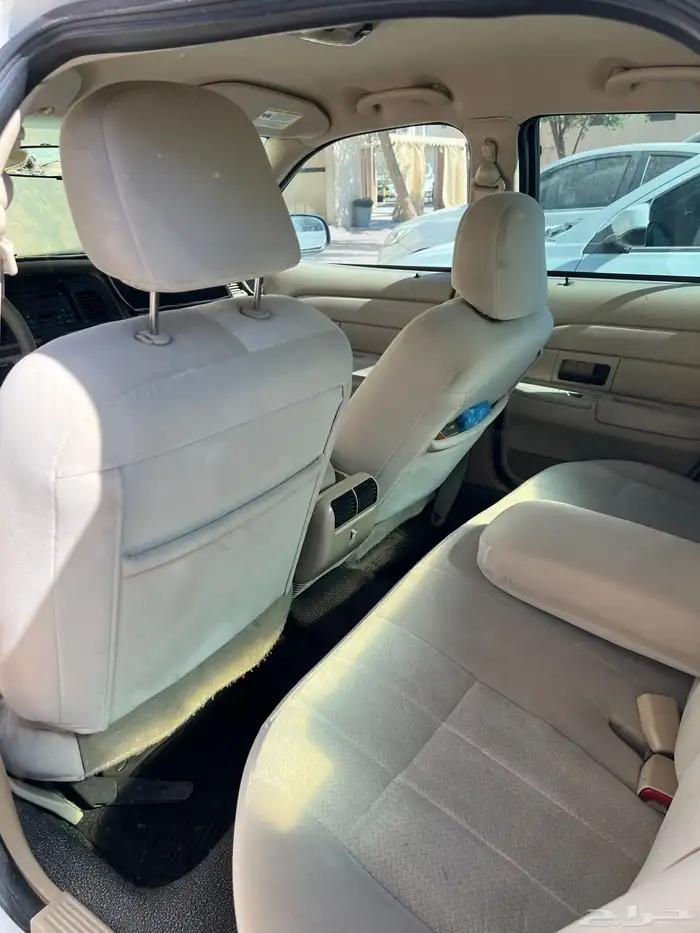 فورد فكتوريا 2009 للبيع تشليح لوحات خليجية 3