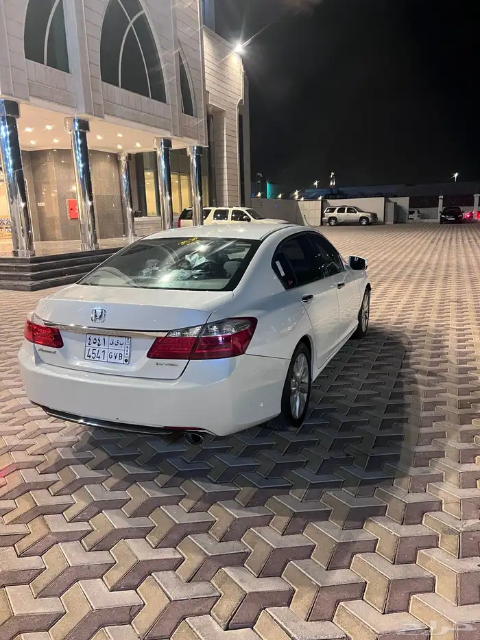 هوندا اكورد 2013 1