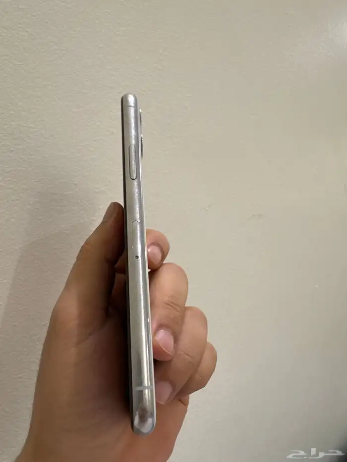 ايفون 11 برو ابيض 2