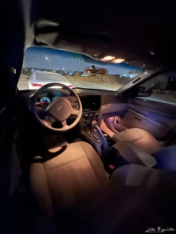 جيب شيروكي 2006 قمة النظافة و مخزن للبيع العاجل وسعر ممتاز 15