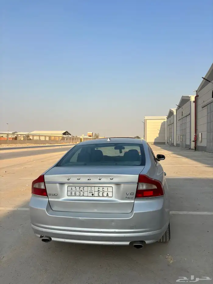 VOLVO S80 V8 4