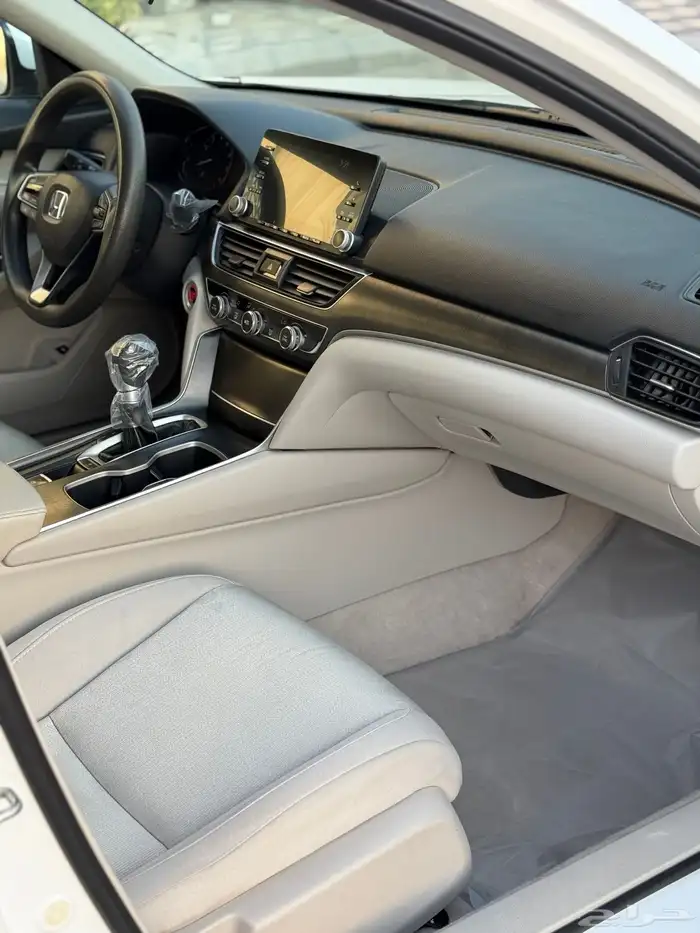 هوندا اكورد 2018 17