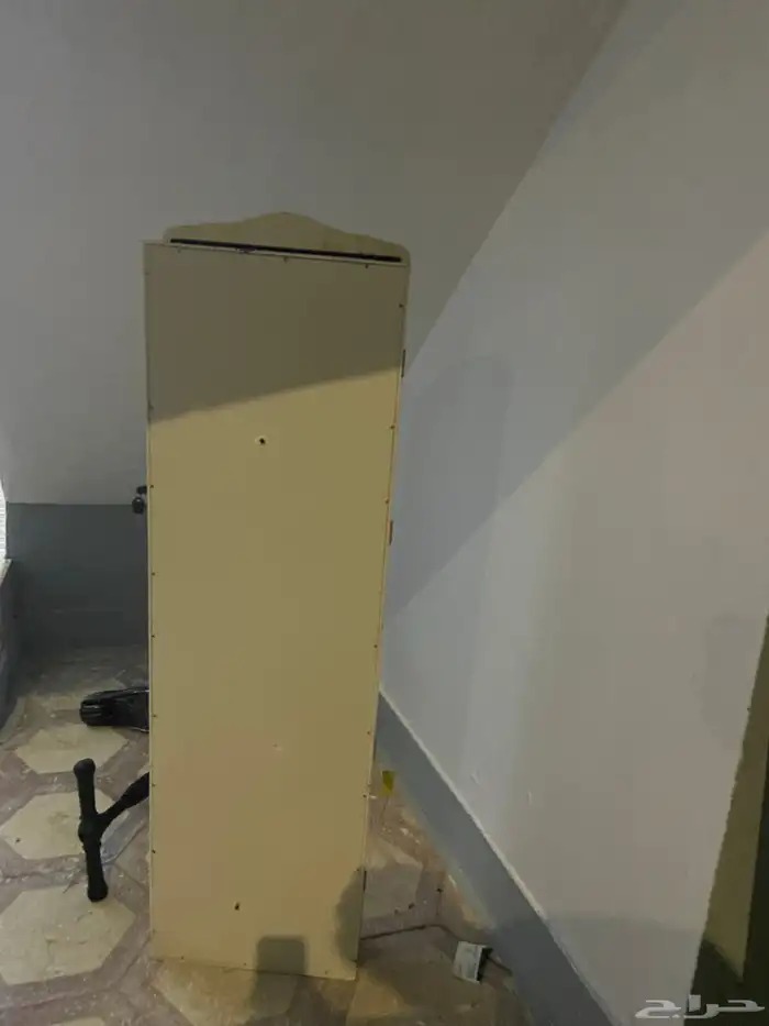 خزانة مجوهرات أرضية بمرآة 2