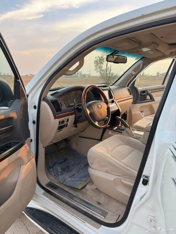 لاندكروزر 2012 6