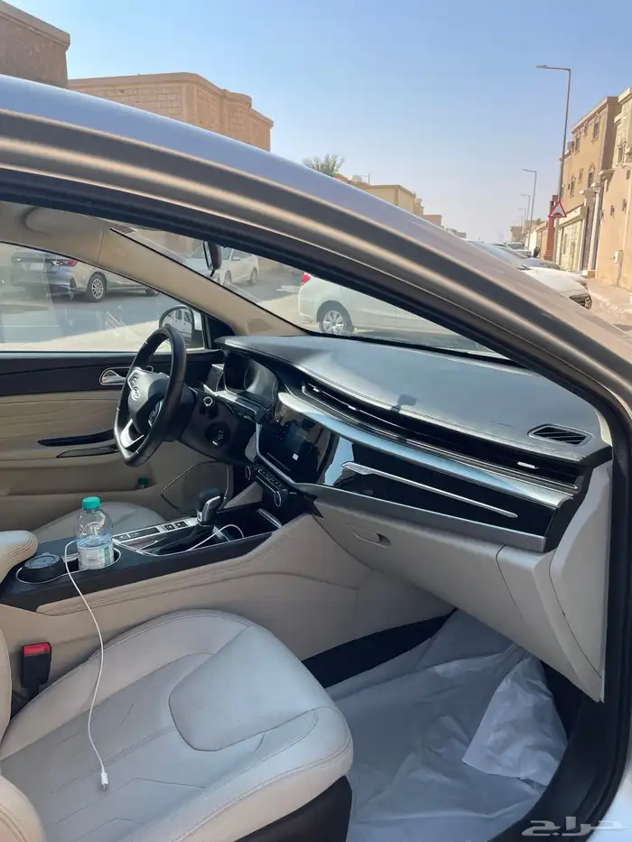 شيري اريزو 5 2024 10