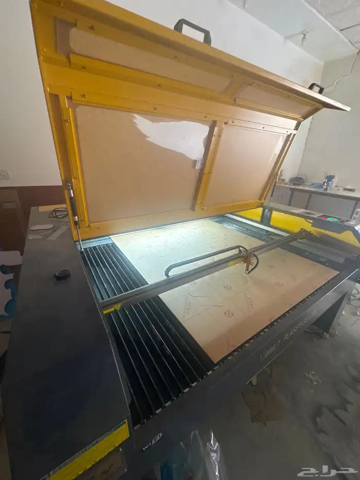 مكينة قص ليزر co2 3