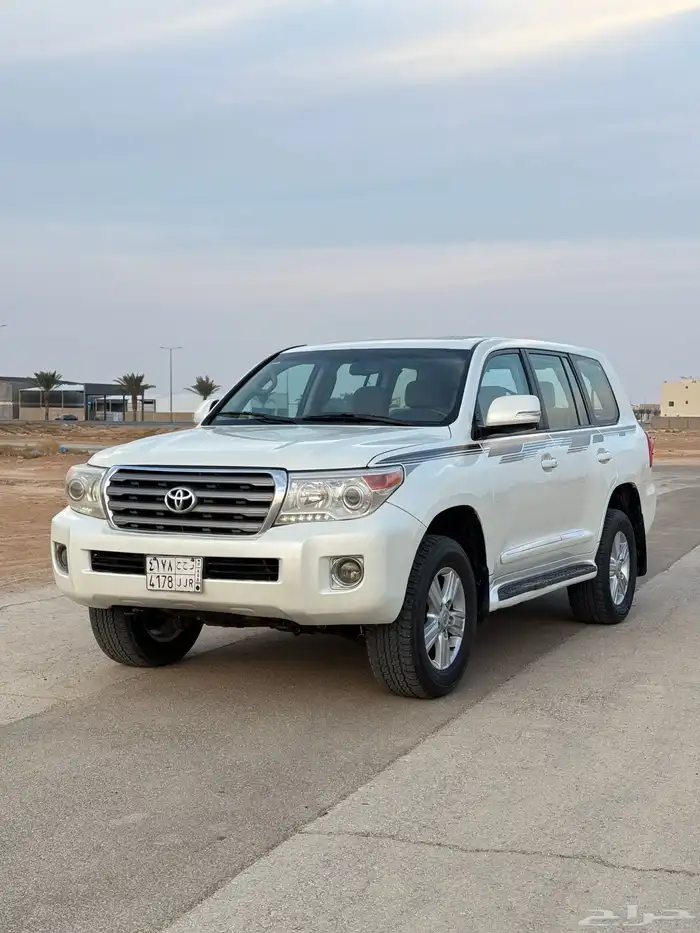 لاندكروزر 2012 0