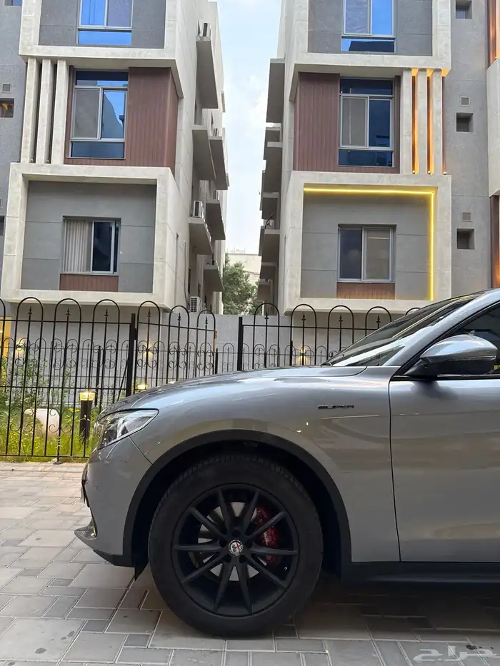 ألفا روميو ستليفو سوبر 2020 مخزن 7