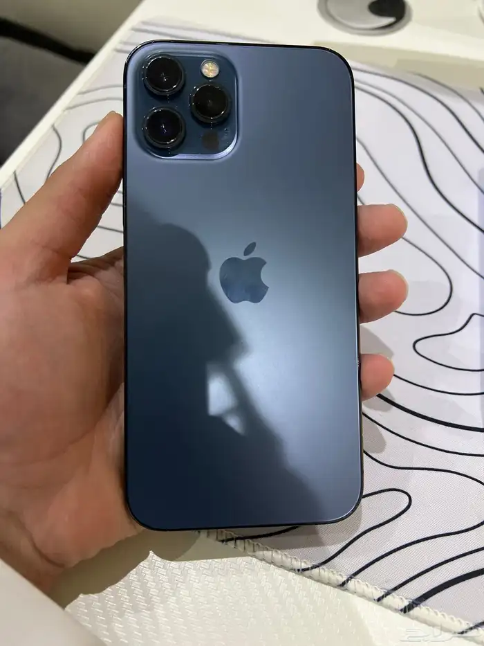 ايفون 12 برو ماكس 256 قيقا 3