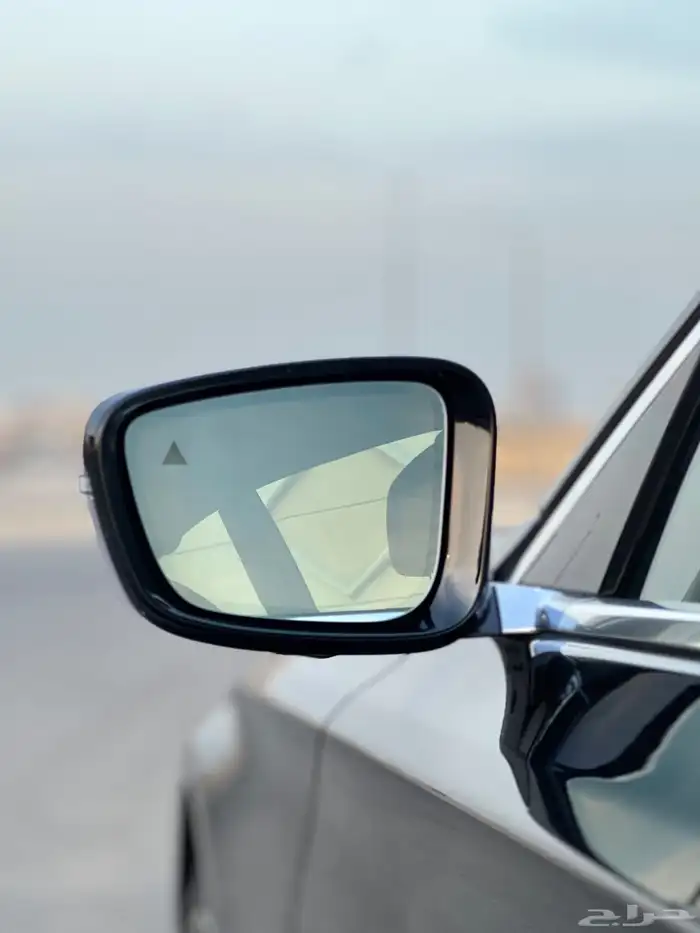 بي ام دبليو 750li ممشى قليل 2016 قمة النظافة بحالة الوكالة 7