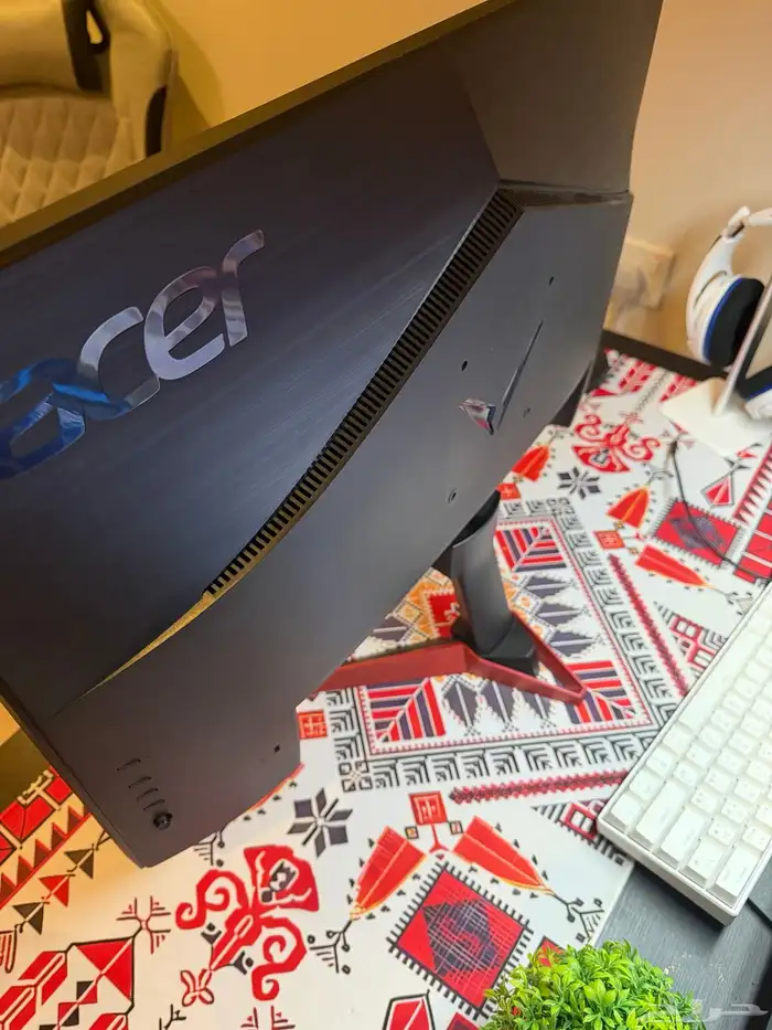 للبيع شاشة العاب acer 27 بوصة 180 هرتز 4