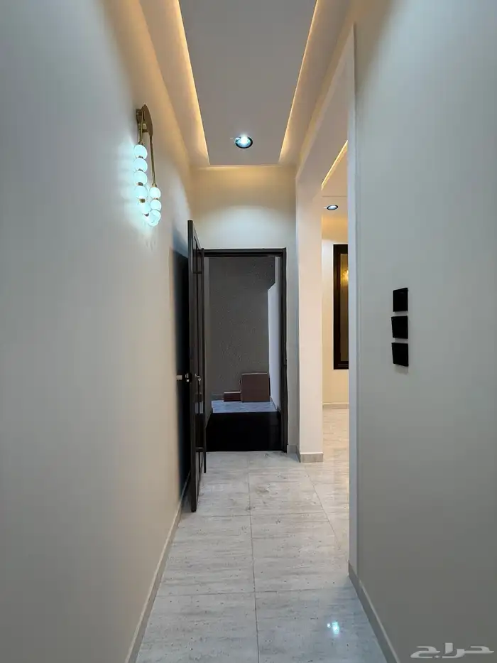 للبيع شقق ارضيه بمداخل مستقله حي الراقي وسط الخدمات 10