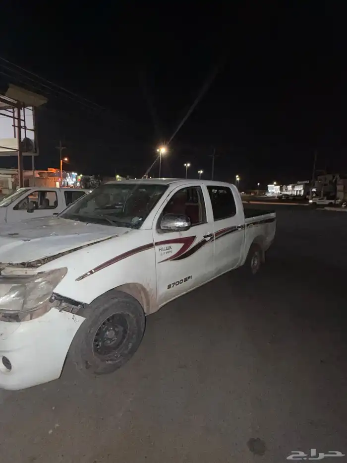 للبيع هايلوكس 2014 تشليح 3