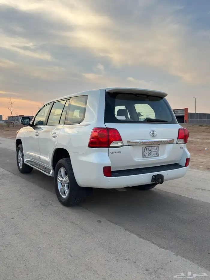 لاندكروزر 2012 5