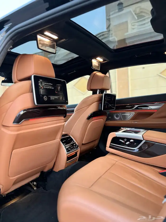 بي ام دبليو 750li ممشى قليل 2016 قمة النظافة بحالة الوكالة 30