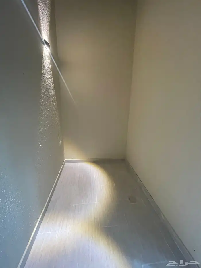 فيلا للإيجار المشرقية حي الجنادرية 13