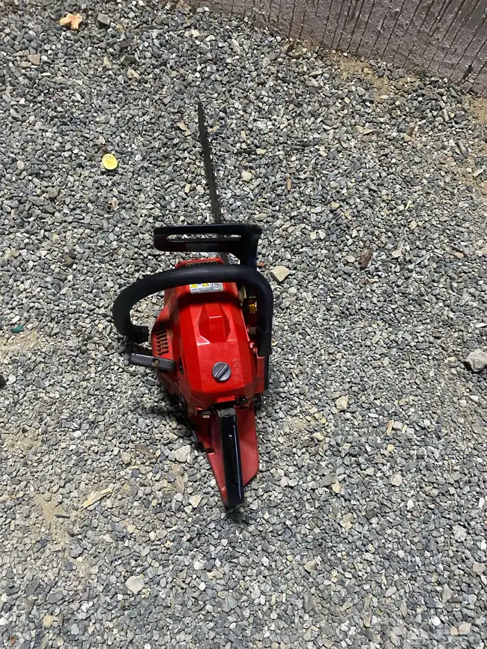 منشار بنزين ياباني كوماتسو 1