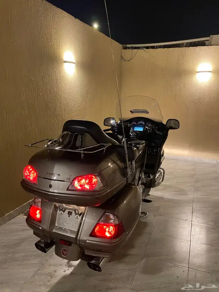 للبيع قولد ونق 2006 لفل 3 جمرك ممشى قليل 3