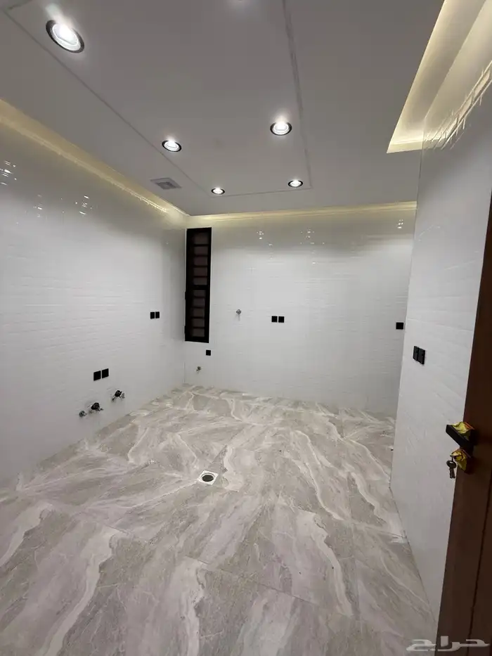 للبيع شقق ارضيه مداخل مستقله حي البديع ابها 500الف 10