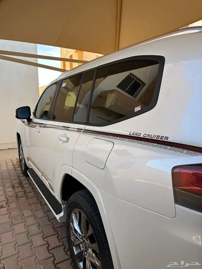 جيب لاند كلوزر GXR 2025 فل كامل بحالة الوكالة 2