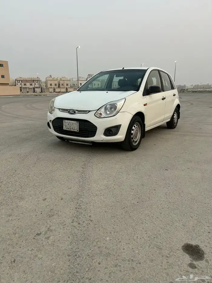 فورد فيجو مديل 2015 0