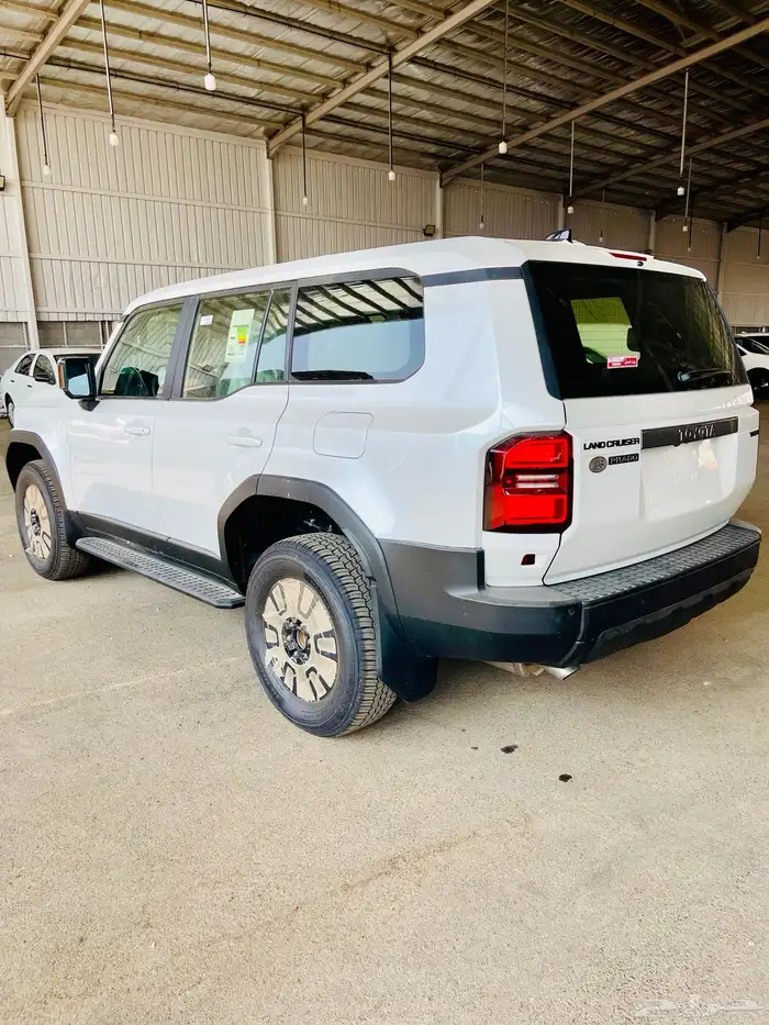 تويوتا - برادو دبل 2025 - بنزين 4