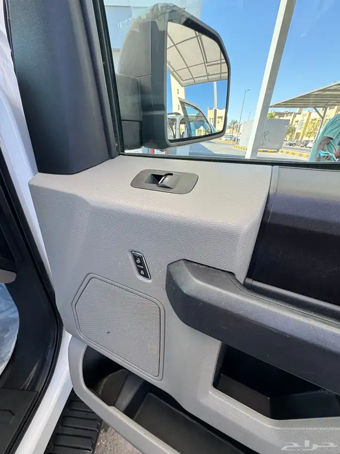 فورد F150 2019 سلندر 8 تشيكاته وكالة سعودي دبل 24